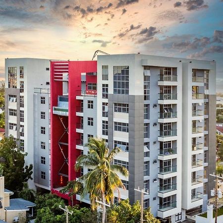 Parkhurst Lux Condo Near Devon House Kingston Extérieur photo